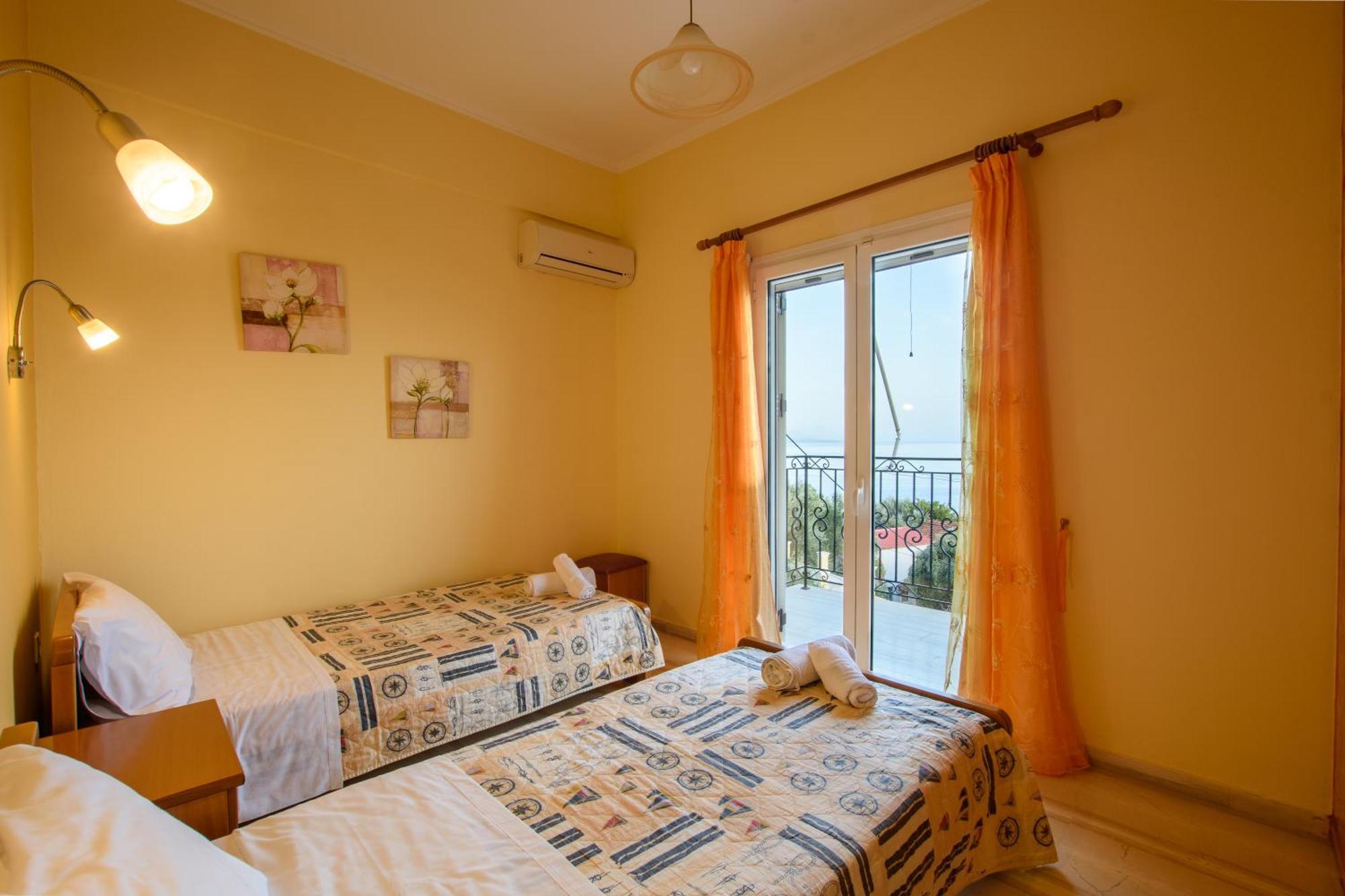 Butterfly Appartments Barbati Ngoại thất bức ảnh