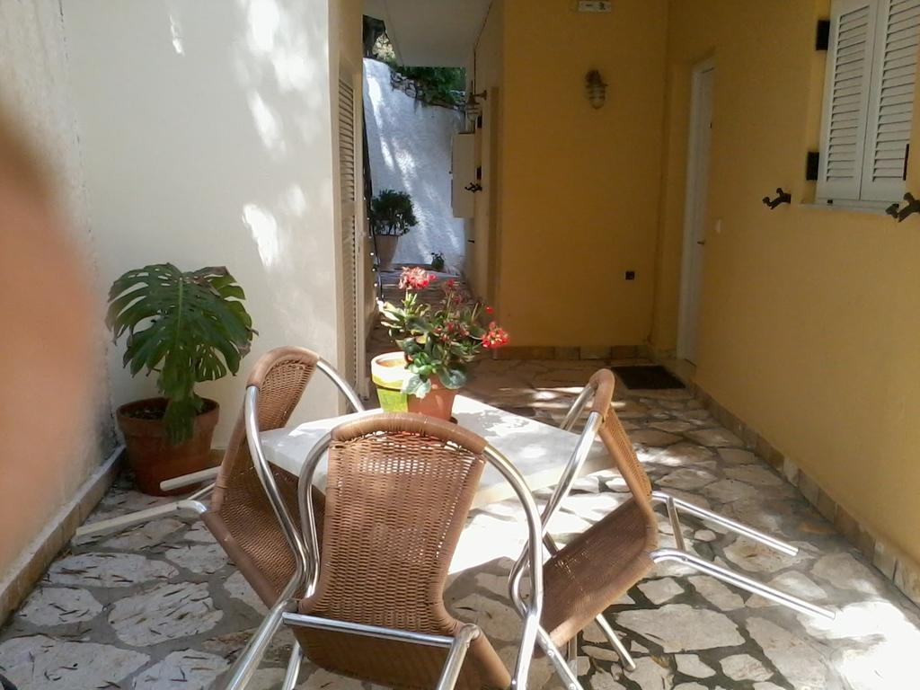 Butterfly Appartments Barbati Ngoại thất bức ảnh