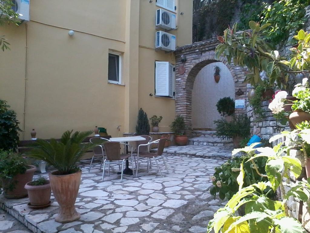 Butterfly Appartments Barbati Ngoại thất bức ảnh